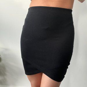 aritzia sunday best black mini skirt size xxs